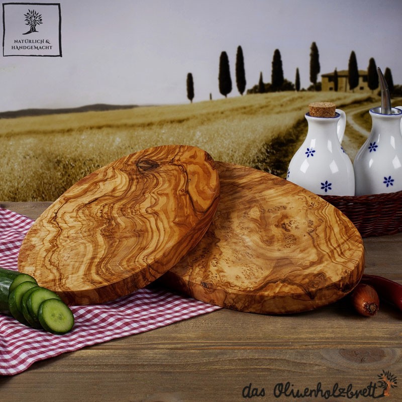 Frühstücksbrett oval, handgefertigt, aus Olivenholz einer wunderschönen Holzmaserung mit